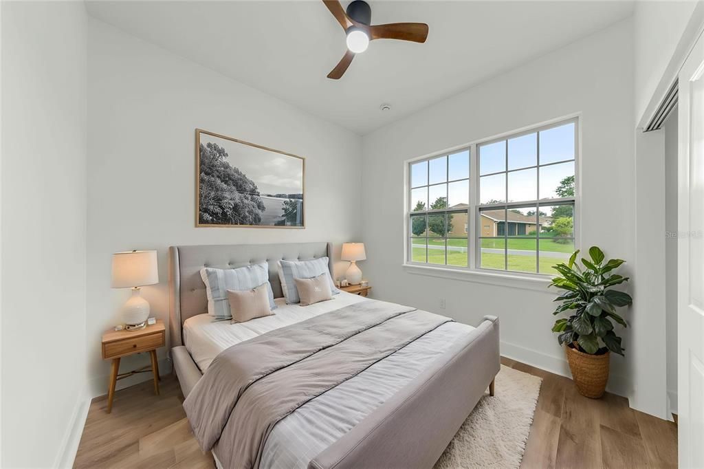 For Sale: $349,900 (4 beds, 3 baths, 1889 Square Feet)