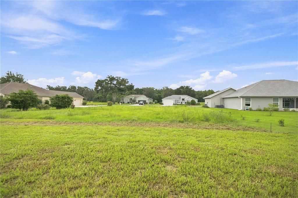 For Sale: $349,900 (4 beds, 3 baths, 1889 Square Feet)
