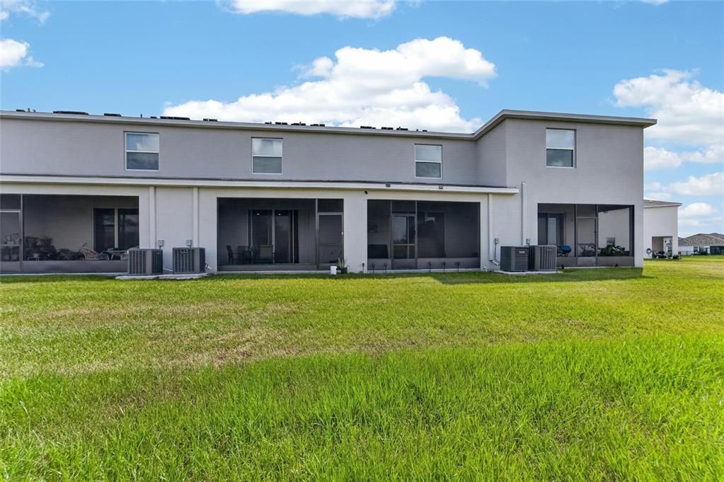 For Rent: $2,300 (3 beds, 2 baths, 1673 Square Feet)