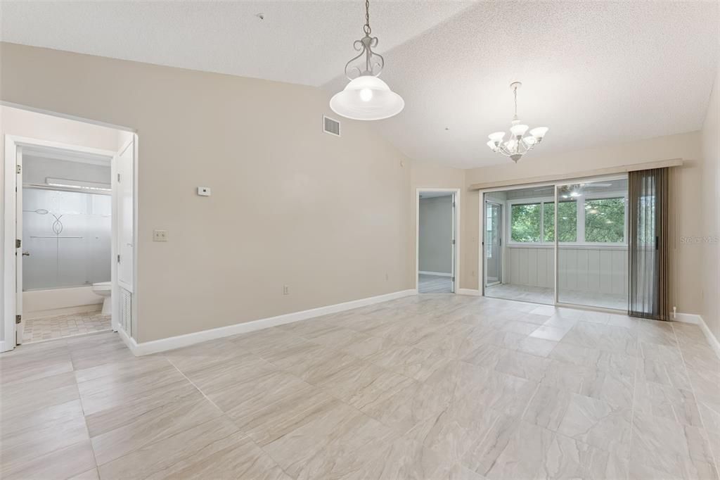 For Rent: $2,150 (2 beds, 2 baths, 1125 Square Feet)