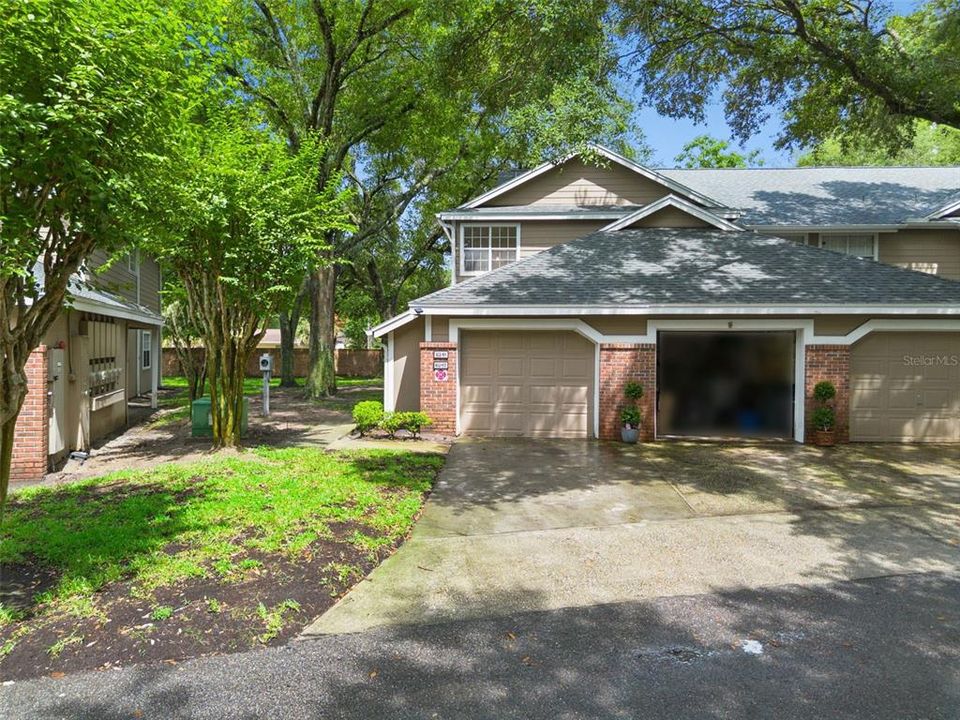 For Rent: $2,150 (2 beds, 2 baths, 1125 Square Feet)