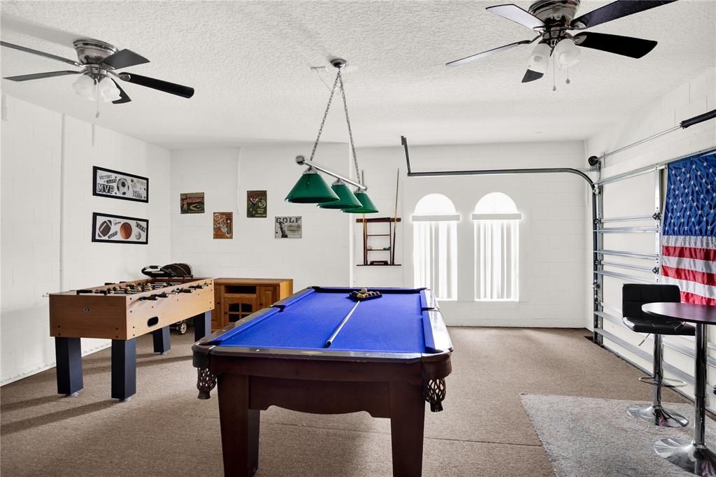 For Sale: $445,000 (5 beds, 4 baths, 2542 Square Feet)