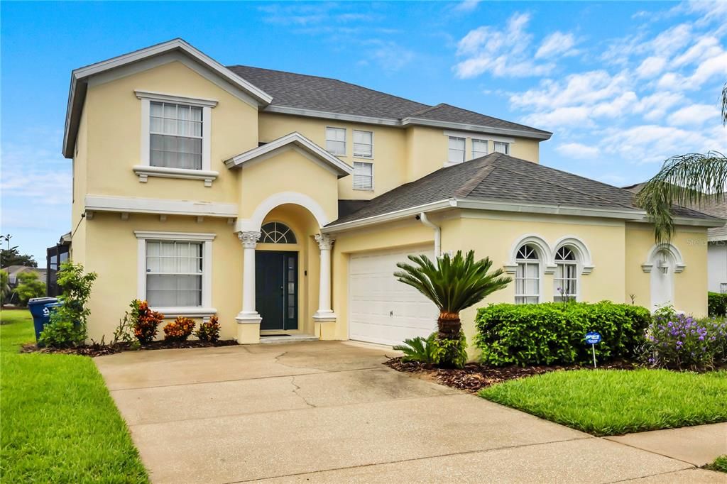 For Sale: $445,000 (5 beds, 4 baths, 2542 Square Feet)