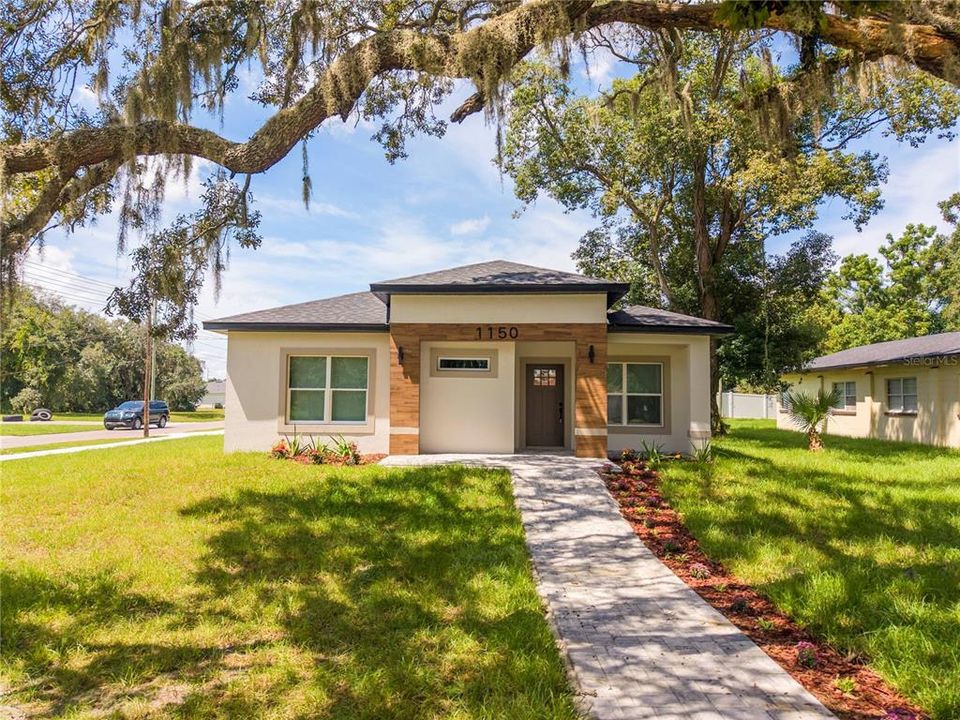 For Sale: $399,000 (4 beds, 2 baths, 1851 Square Feet)