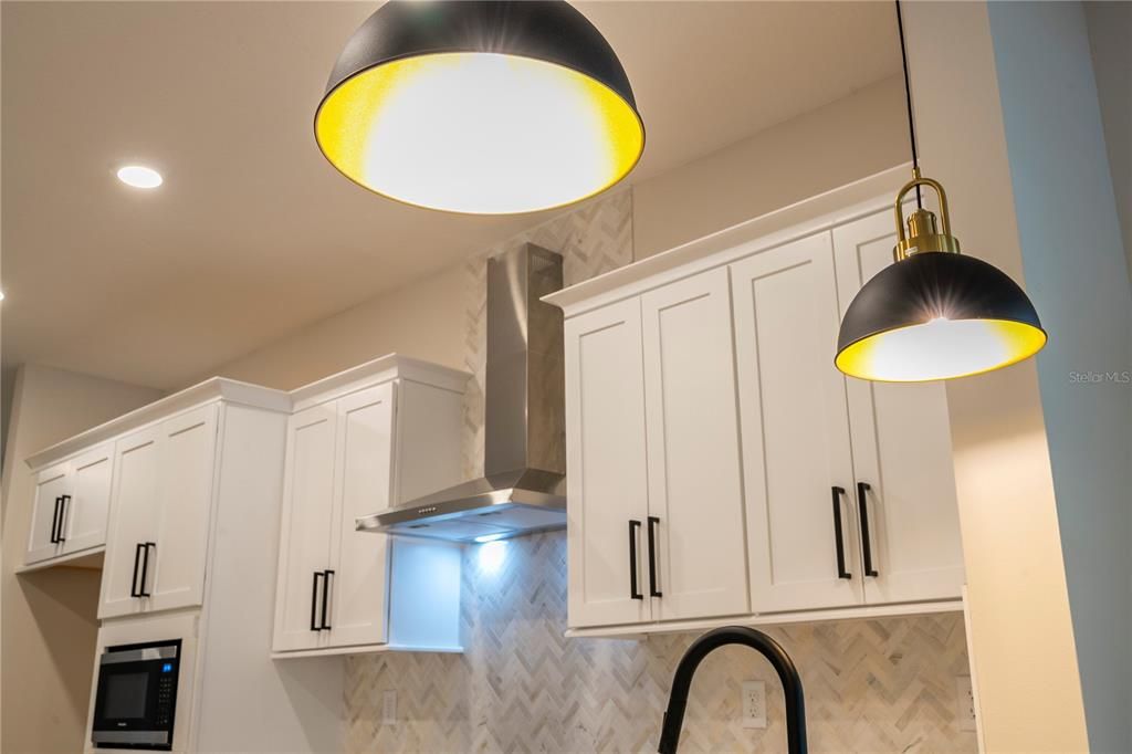 For Sale: $399,000 (4 beds, 2 baths, 1851 Square Feet)