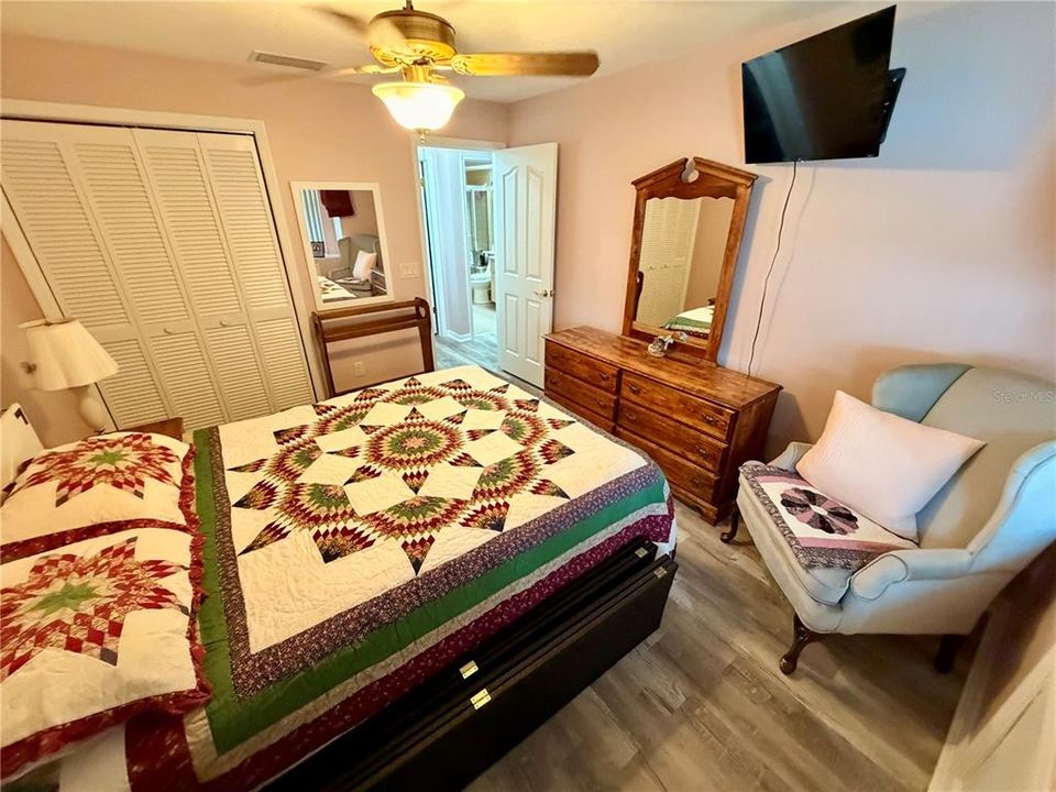 For Sale: $323,753 (3 beds, 2 baths, 1913 Square Feet)