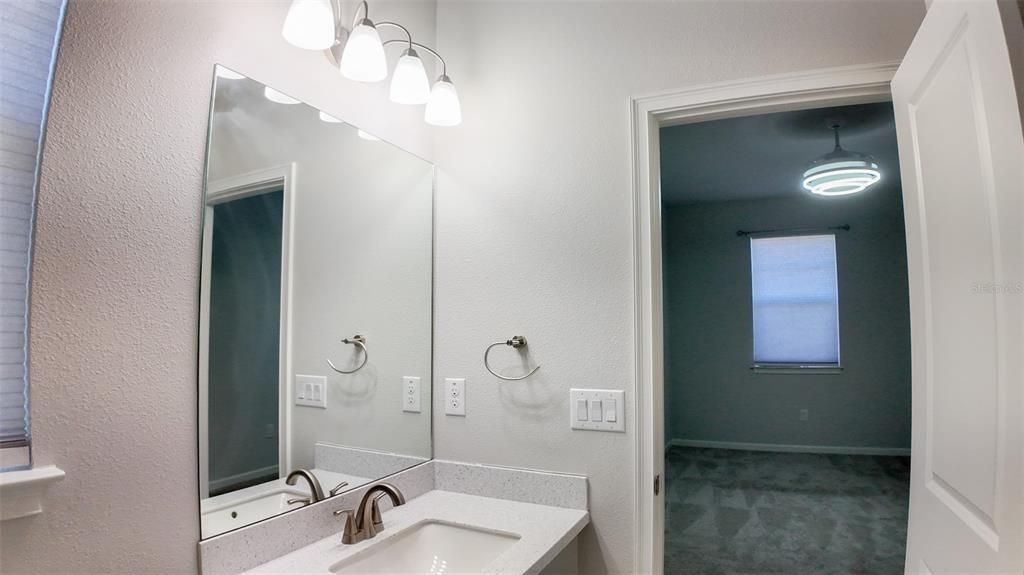 For Sale: $425,000 (4 beds, 3 baths, 2366 Square Feet)