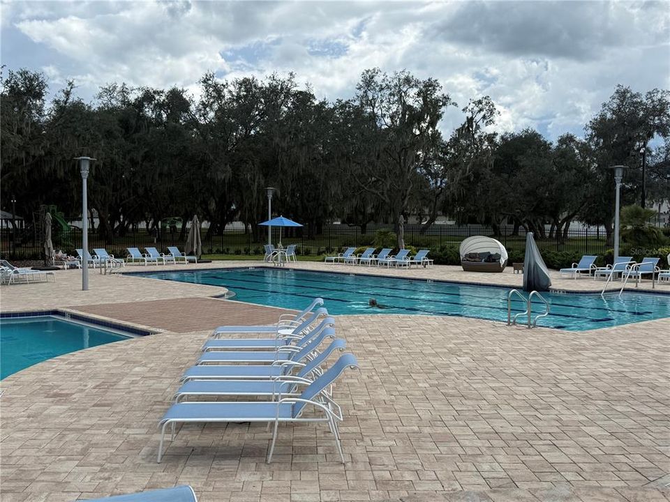 For Sale: $425,000 (4 beds, 3 baths, 2366 Square Feet)