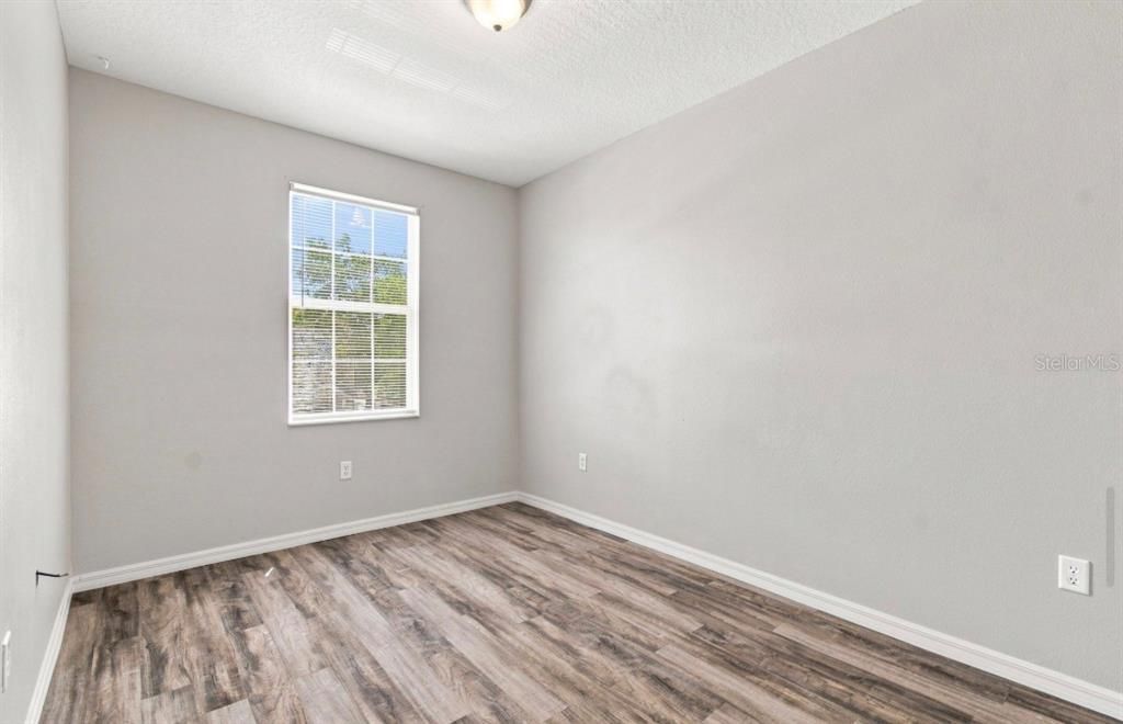 For Sale: $259,900 (3 beds, 2 baths, 1513 Square Feet)