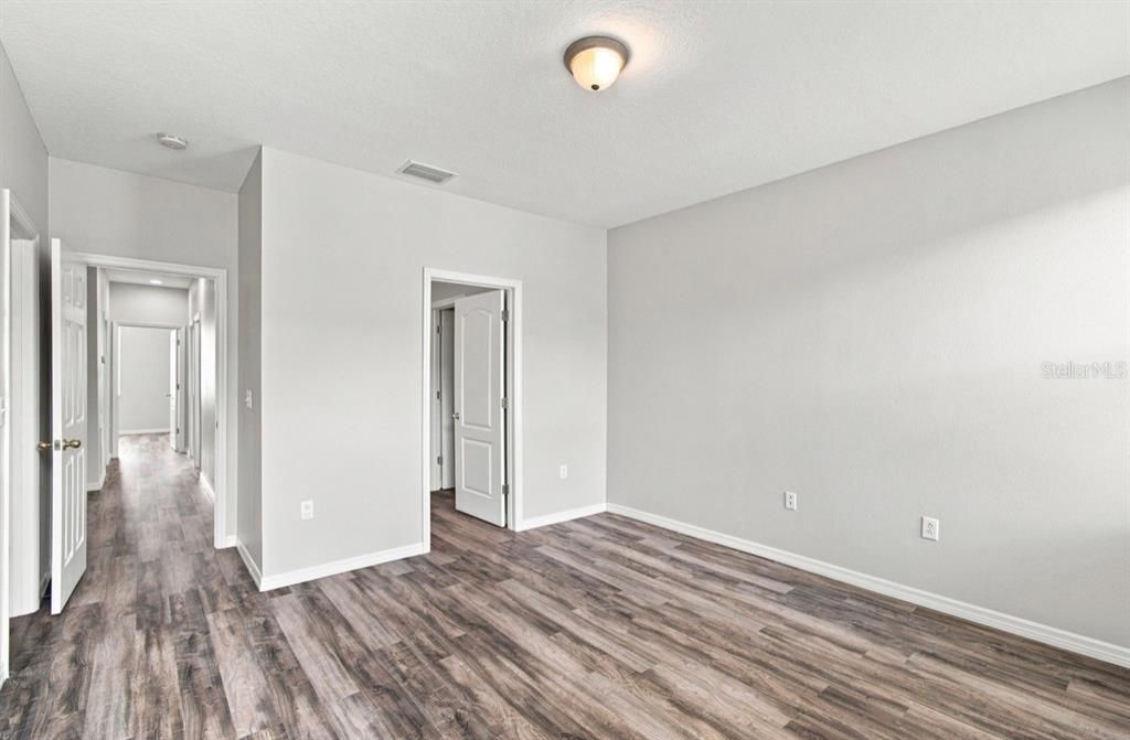 For Sale: $259,900 (3 beds, 2 baths, 1513 Square Feet)
