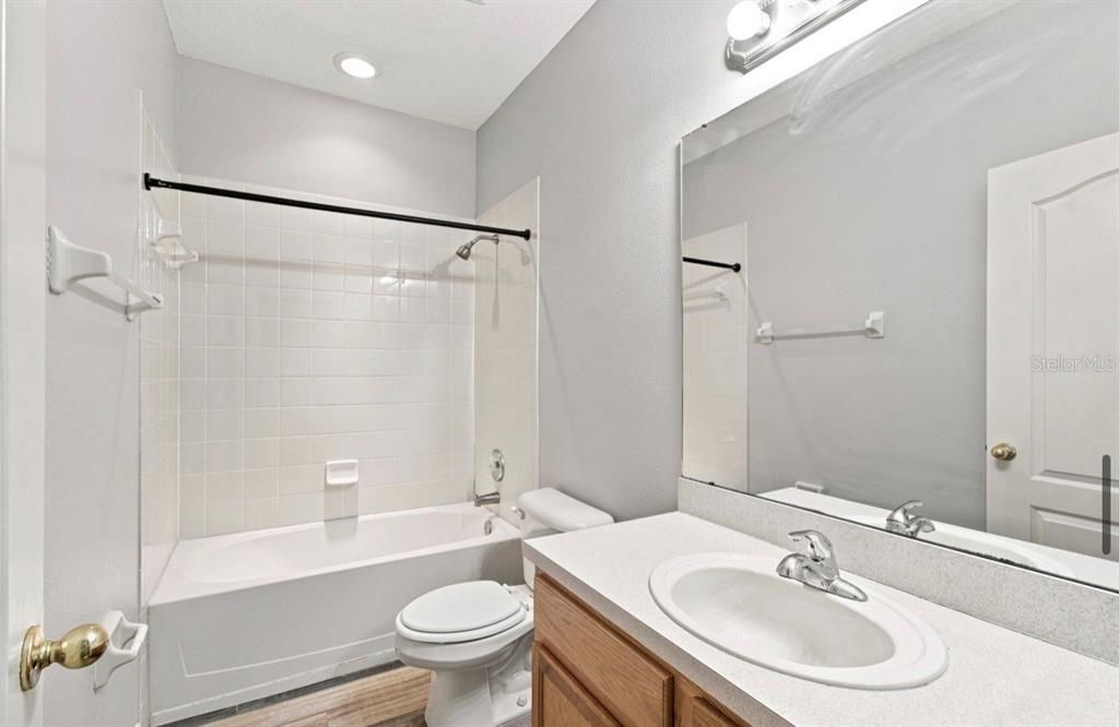 For Sale: $259,900 (3 beds, 2 baths, 1513 Square Feet)