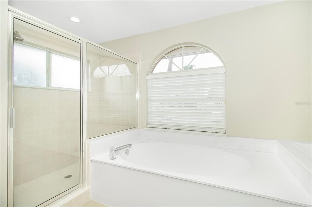 For Sale: $430,000 (3 beds, 2 baths, 1875 Square Feet)