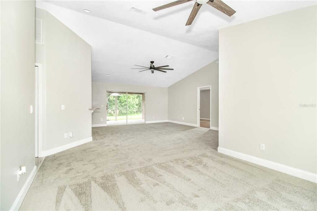 For Sale: $430,000 (3 beds, 2 baths, 1875 Square Feet)
