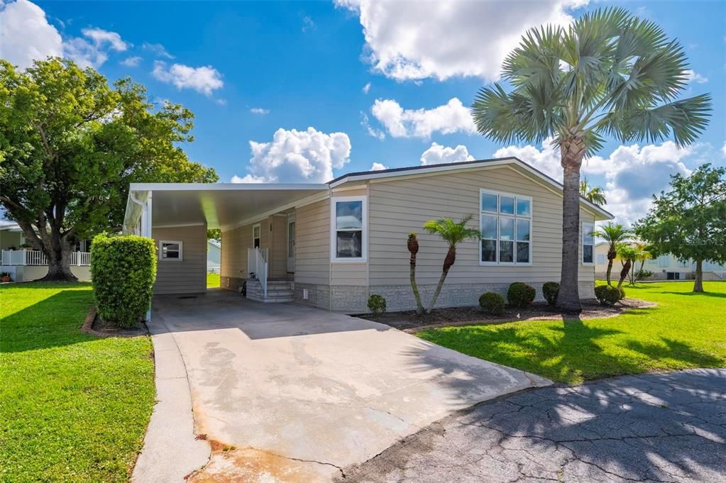 For Sale: $250,000 (3 beds, 2 baths, 1804 Square Feet)