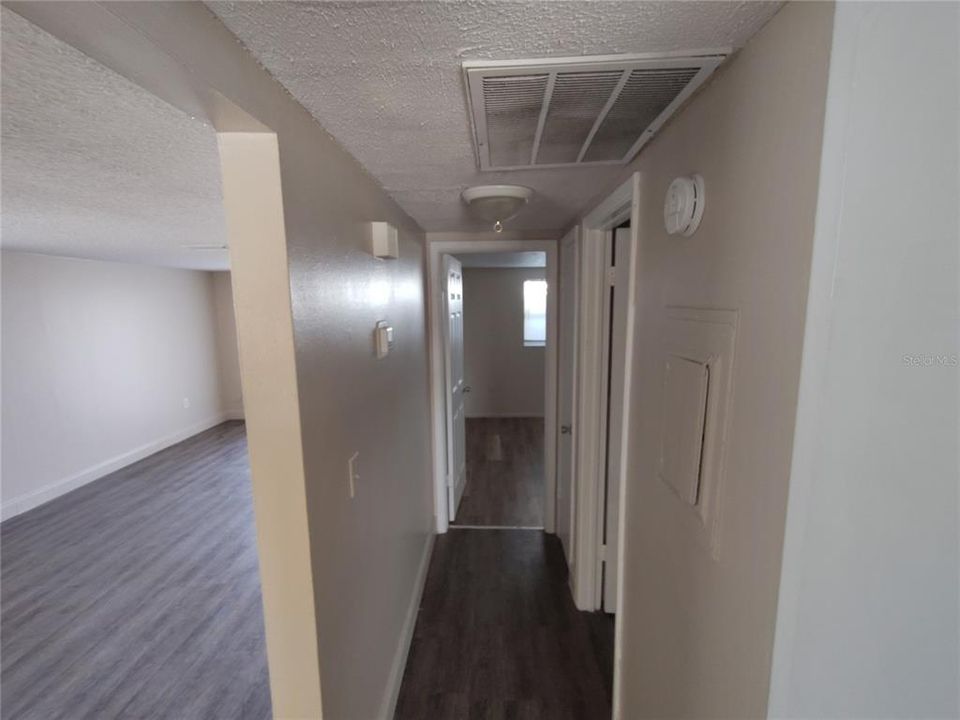 В аренду: $1,250 (2 спален, 1 ванн, 804 Квадратных фут)