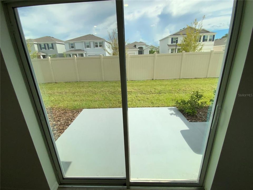 For Rent: $2,000 (3 beds, 2 baths, 1463 Square Feet)