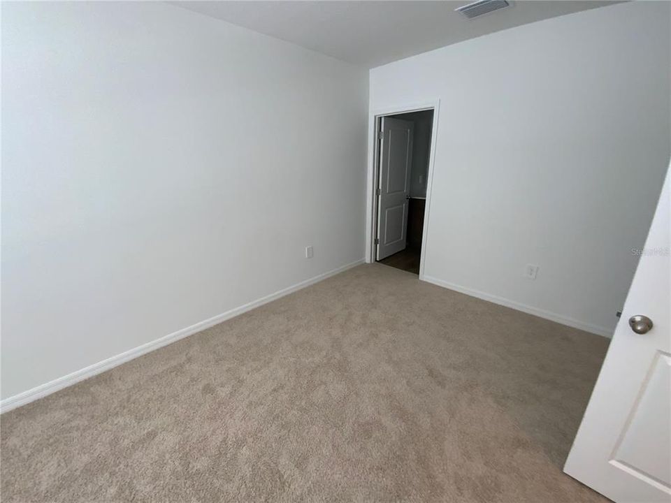 For Rent: $2,000 (3 beds, 2 baths, 1463 Square Feet)