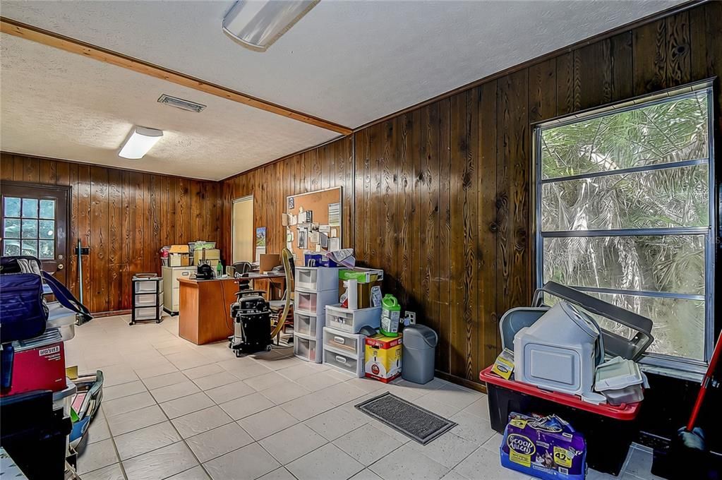 For Sale: $1,099,500 (5 beds, 4 baths, 4770 Square Feet)