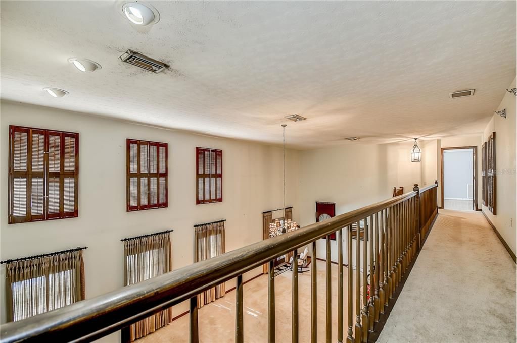 For Sale: $1,099,500 (5 beds, 4 baths, 4770 Square Feet)