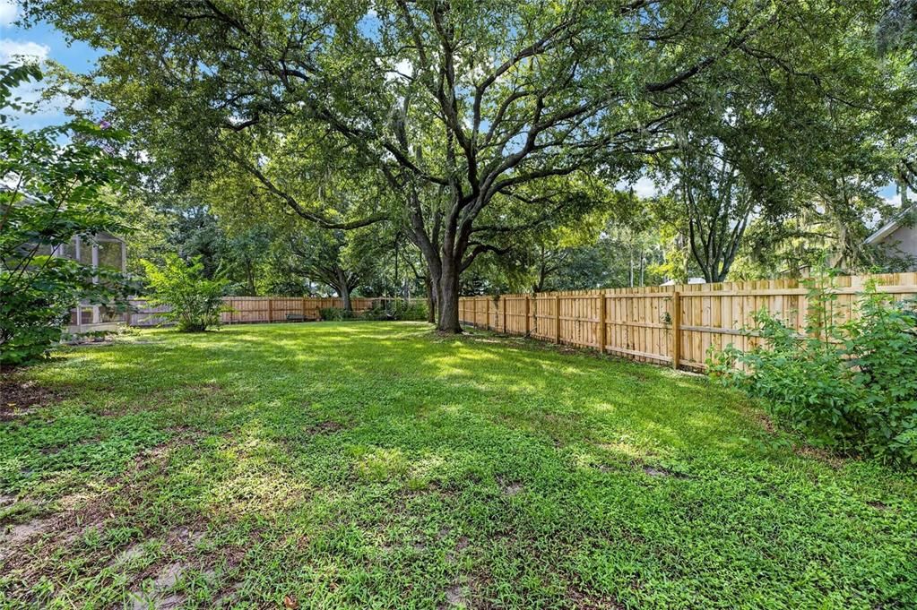 For Sale: $500,000 (4 beds, 3 baths, 2207 Square Feet)