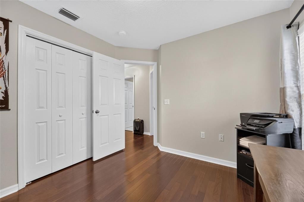For Sale: $500,000 (4 beds, 3 baths, 2207 Square Feet)