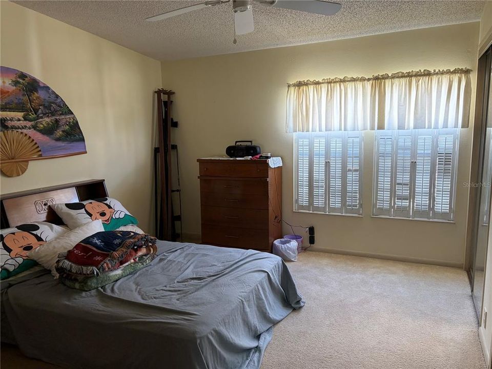 For Sale: $179,900 (2 beds, 2 baths, 1435 Square Feet)