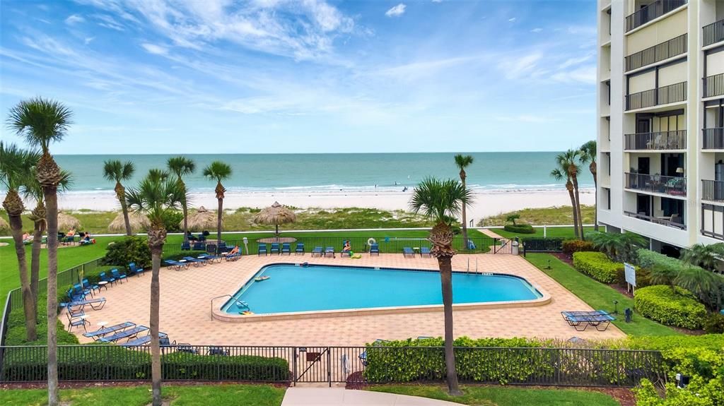 For Rent: $3,400 (2 beds, 2 baths, 1298 Square Feet)