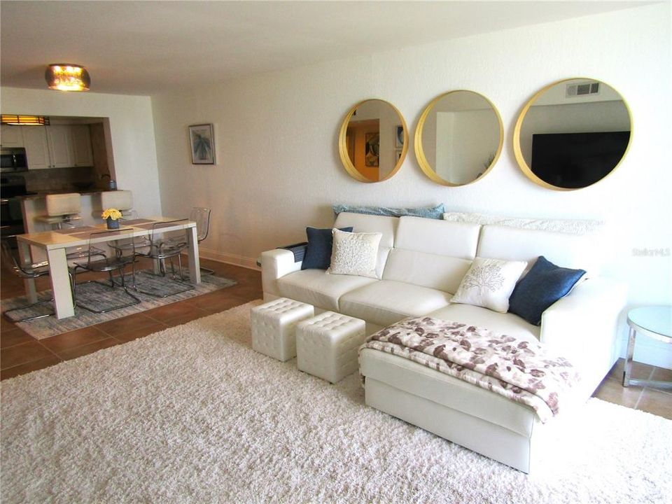 For Rent: $3,400 (2 beds, 2 baths, 1298 Square Feet)