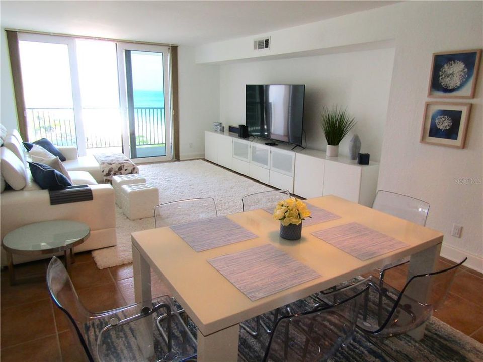 For Rent: $3,400 (2 beds, 2 baths, 1298 Square Feet)