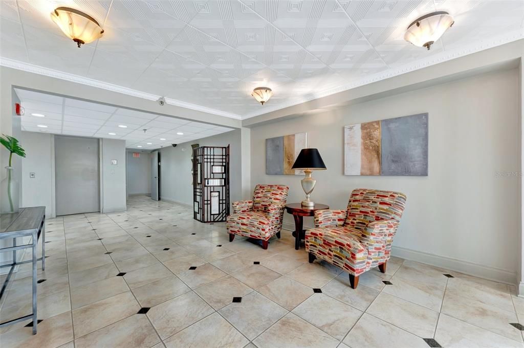 For Rent: $3,400 (2 beds, 2 baths, 1298 Square Feet)