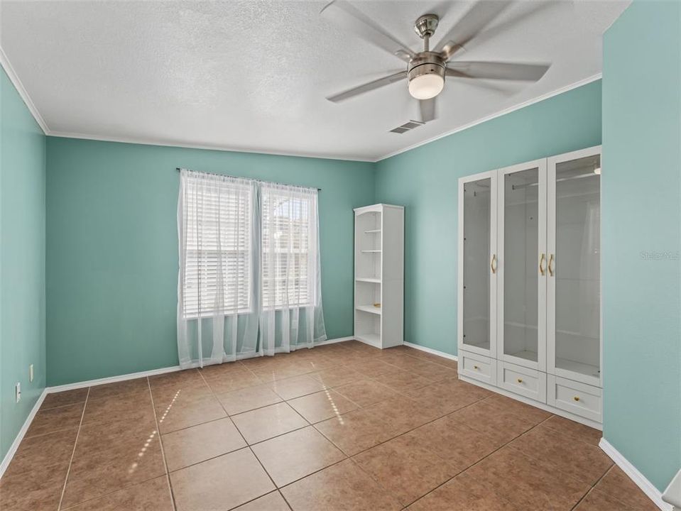 En Venta: $269,000 (4 camas, 2 baños, 1620 Pies cuadrados)
