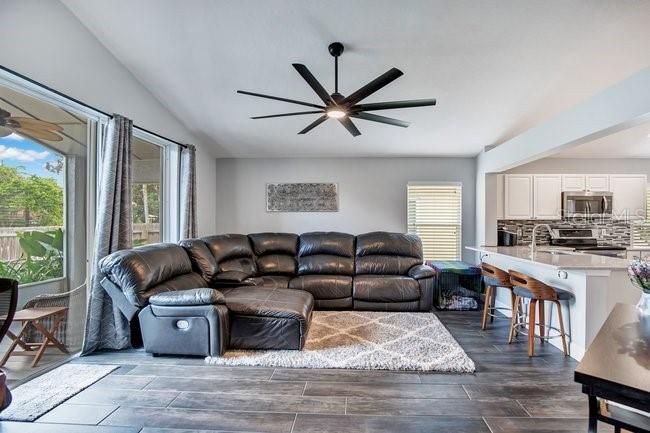 For Sale: $459,000 (3 beds, 2 baths, 1592 Square Feet)