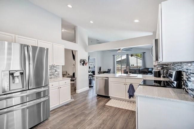 For Sale: $459,000 (3 beds, 2 baths, 1592 Square Feet)
