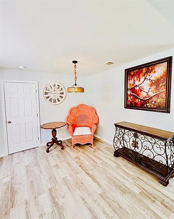 For Sale: $295,000 (3 beds, 2 baths, 1480 Square Feet)