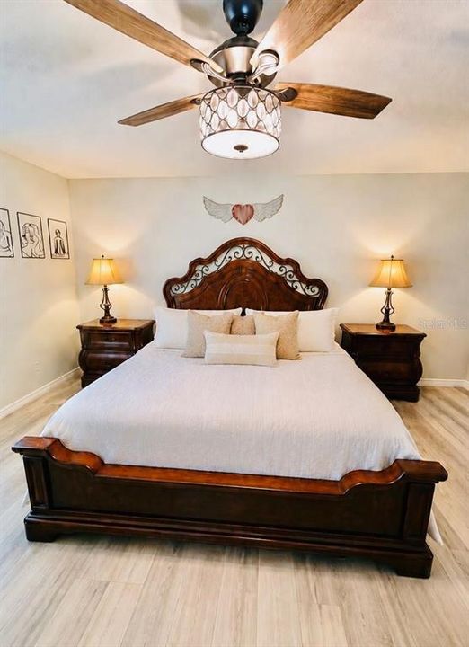 For Sale: $295,000 (3 beds, 2 baths, 1480 Square Feet)