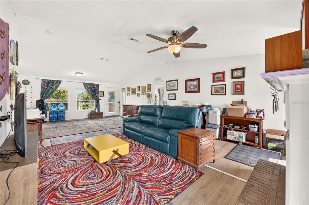 For Sale: $399,950 (3 beds, 2 baths, 1860 Square Feet)