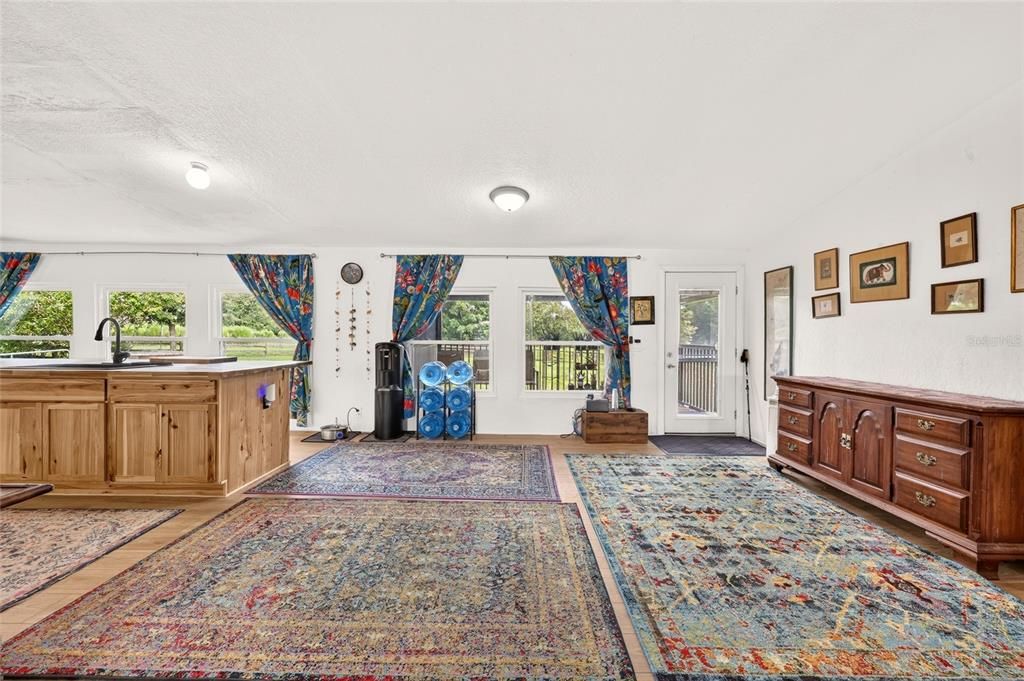 For Sale: $399,950 (3 beds, 2 baths, 1860 Square Feet)