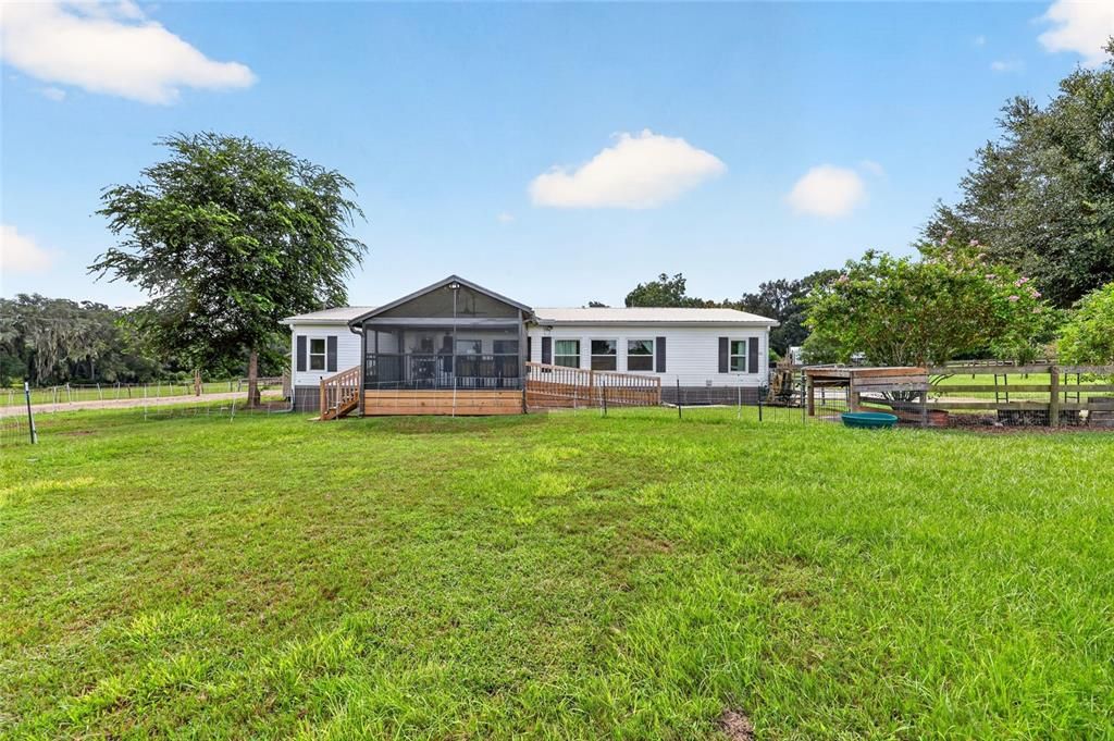For Sale: $399,950 (3 beds, 2 baths, 1860 Square Feet)