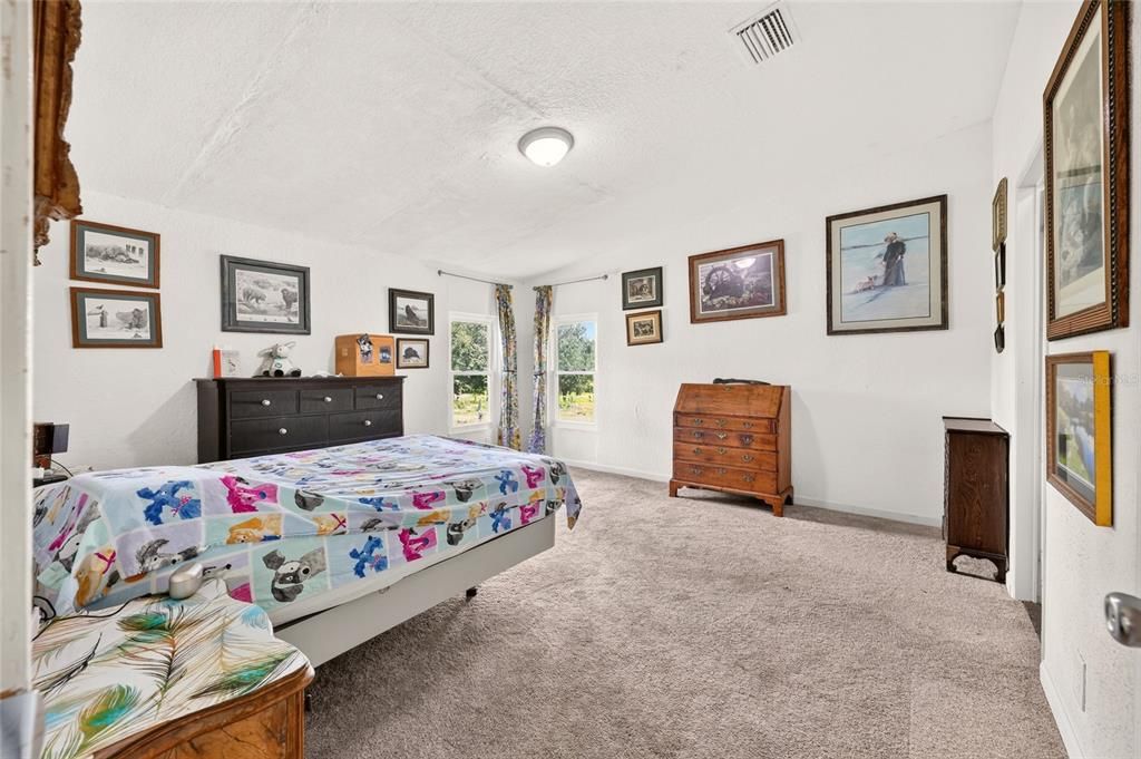 For Sale: $399,950 (3 beds, 2 baths, 1860 Square Feet)