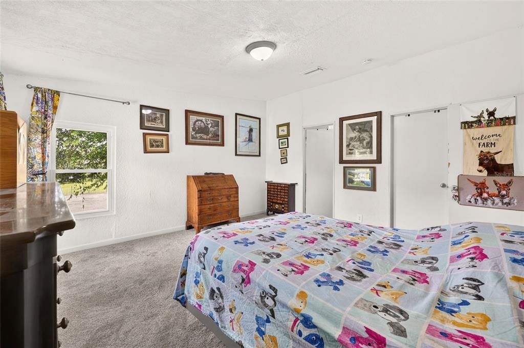 For Sale: $399,950 (3 beds, 2 baths, 1860 Square Feet)