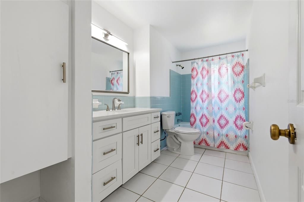 For Sale: $419,000 (4 beds, 2 baths, 2164 Square Feet)