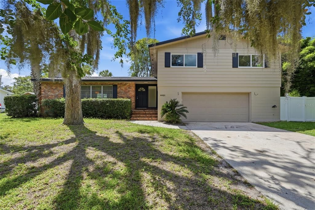 For Sale: $419,000 (4 beds, 2 baths, 2164 Square Feet)