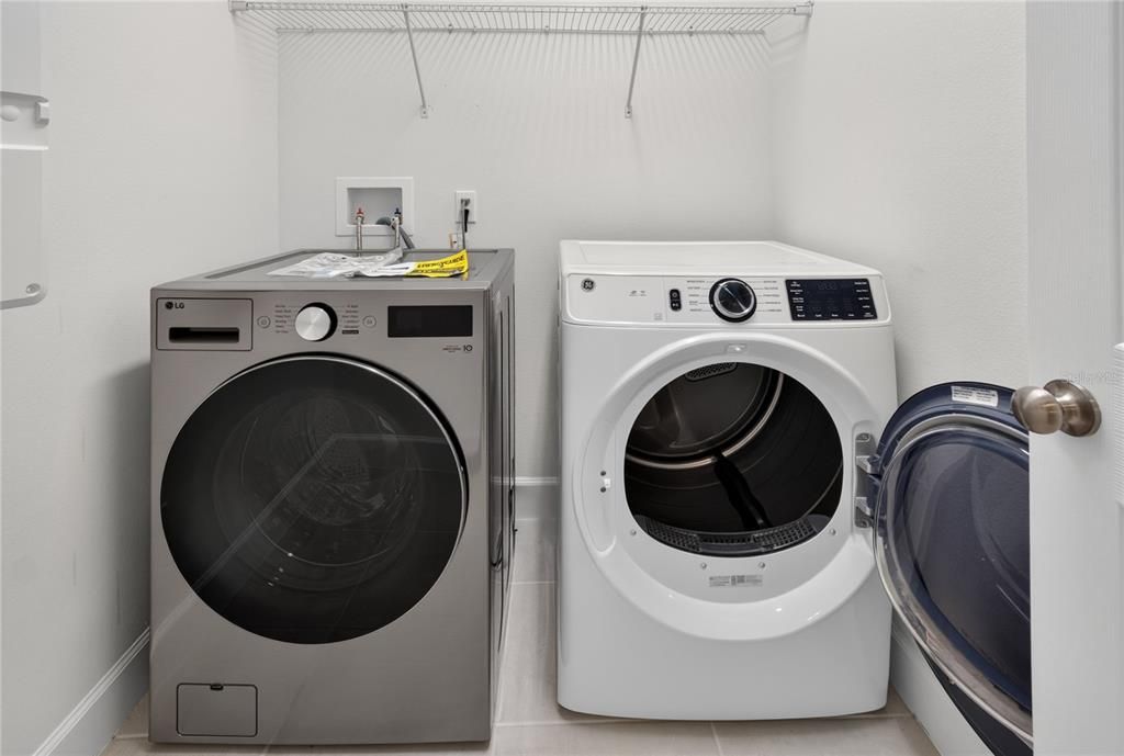 В аренду: $3,595 (4 спален, 3 ванн, 2441 Квадратных фут)
