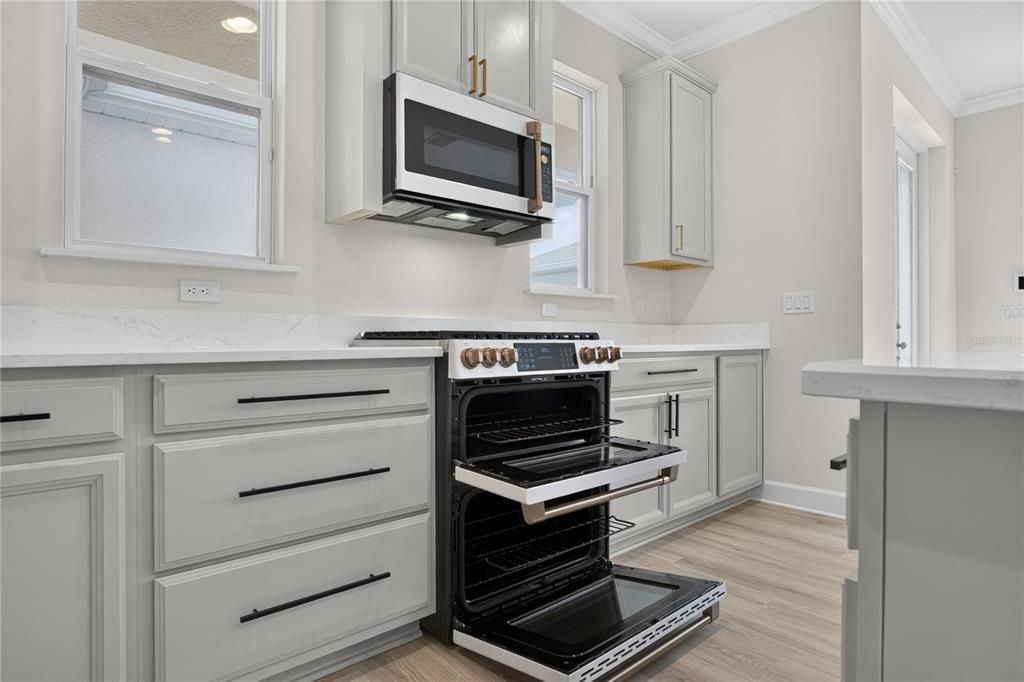 В аренду: $3,595 (4 спален, 3 ванн, 2441 Квадратных фут)