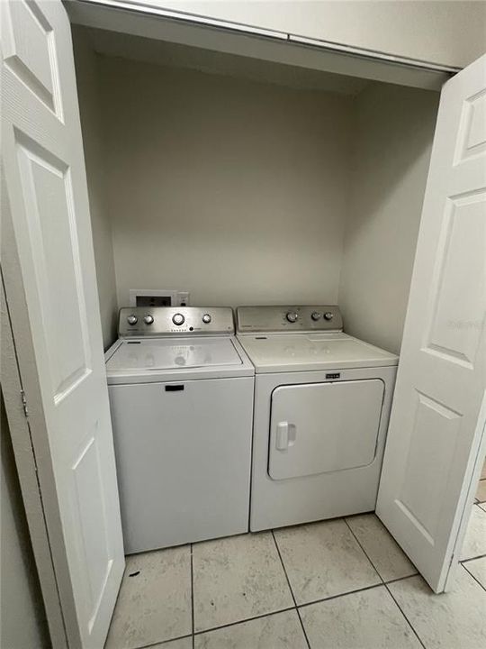 For Rent: $1,600 (2 beds, 2 baths, 900 Square Feet)
