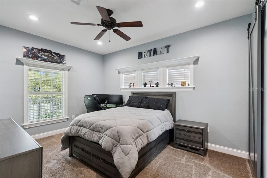 For Sale: $849,000 (6 beds, 5 baths, 4105 Square Feet)