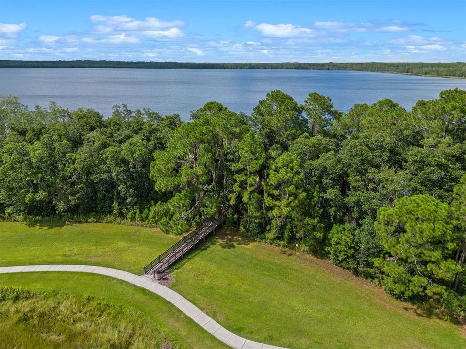 For Sale: $849,000 (6 beds, 5 baths, 4105 Square Feet)