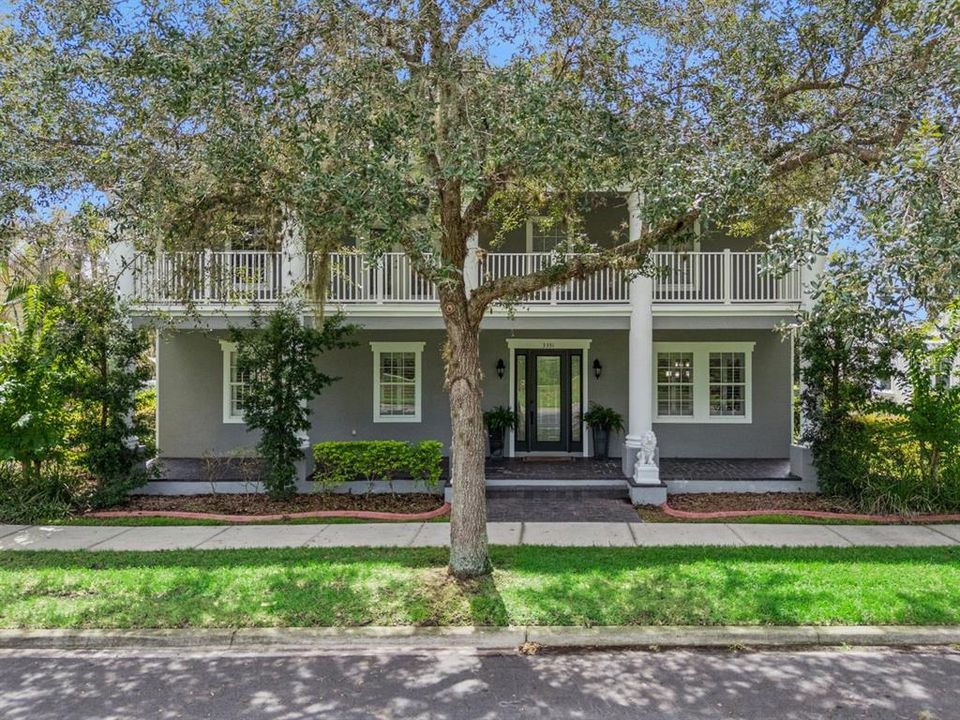 For Sale: $849,000 (6 beds, 5 baths, 4105 Square Feet)