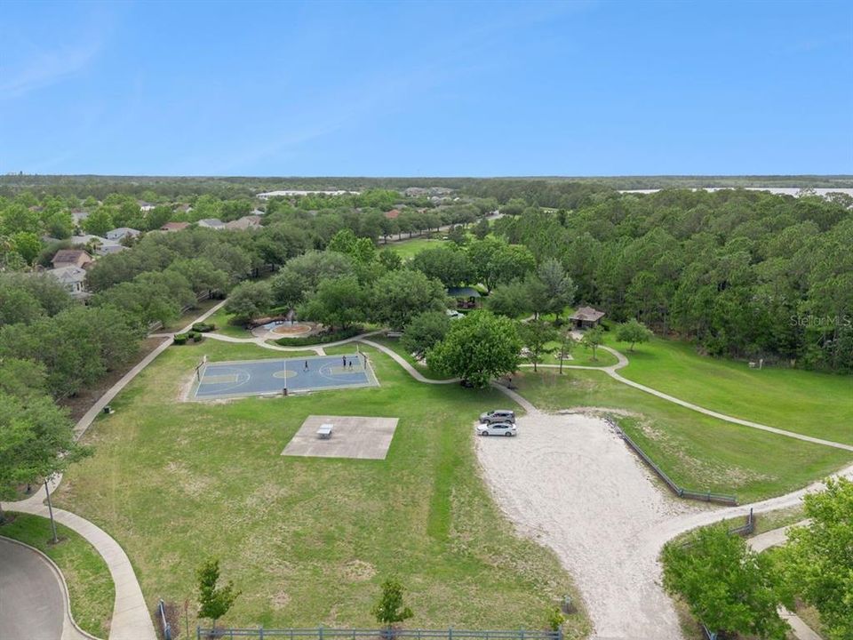 For Sale: $849,000 (6 beds, 5 baths, 4105 Square Feet)