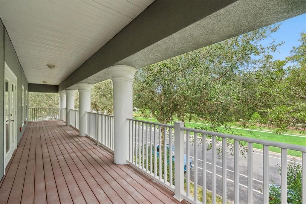 For Sale: $849,000 (6 beds, 5 baths, 4105 Square Feet)